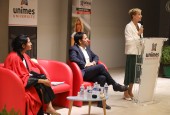 Madame Chantal Arens, aux côtés de Benoit Roig Président d'Unîmes et Vanessa Monteillet, Directrice du Département Droit Économie et Gestion