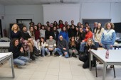 Photo avec les &eacute;tudiants et professeurs de l'Un&icirc;mes et de l'UniBo